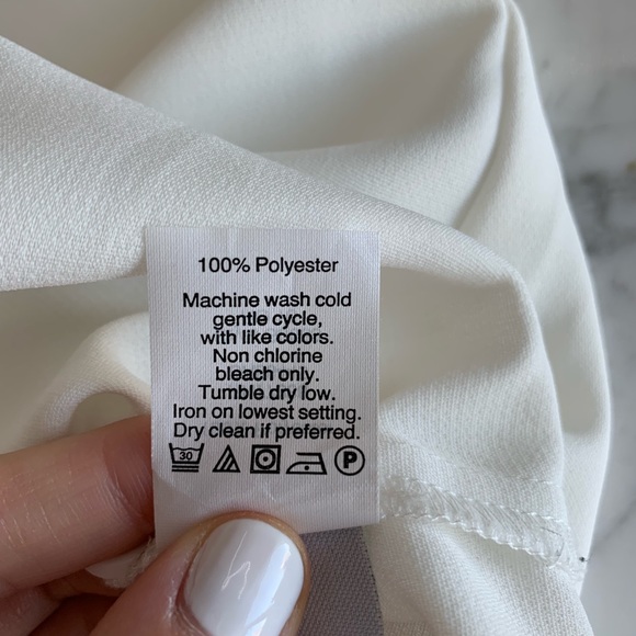 Madewell | White short sleeved back button tee - Picture 5 of 5